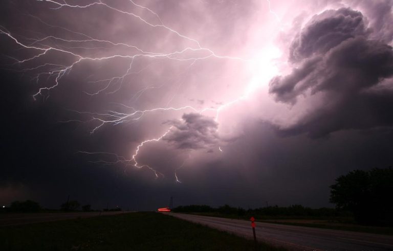 Home Buienradar Rijssen toont realtime weersinformatie met neerslag, temperatuur en windrichting voor buitenactiviteiten in de Ach